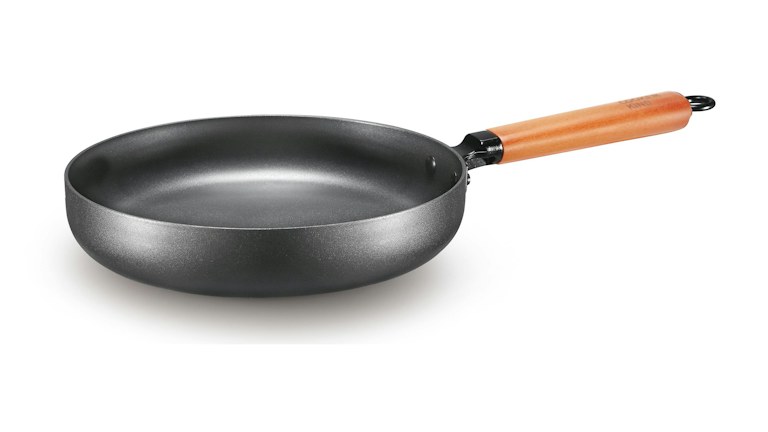 Choose an Induction Pan by Base, Handle and Cooking Style